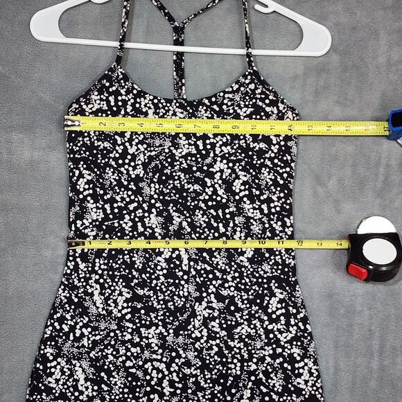 Lululemon Power Pose Tank Light Support For A/B Cup Chirasu Black White Size 2 - Picture 9 of 10